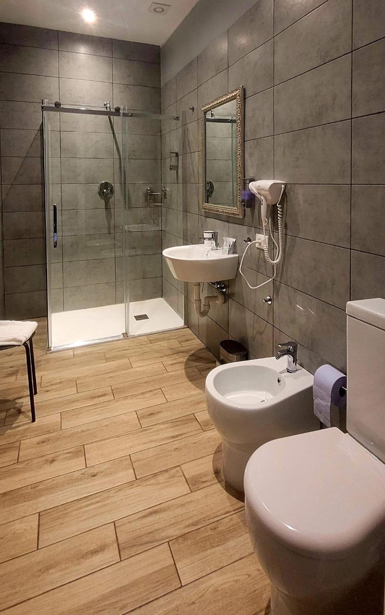 Al Binario Brescia Hotel Kültér fotó