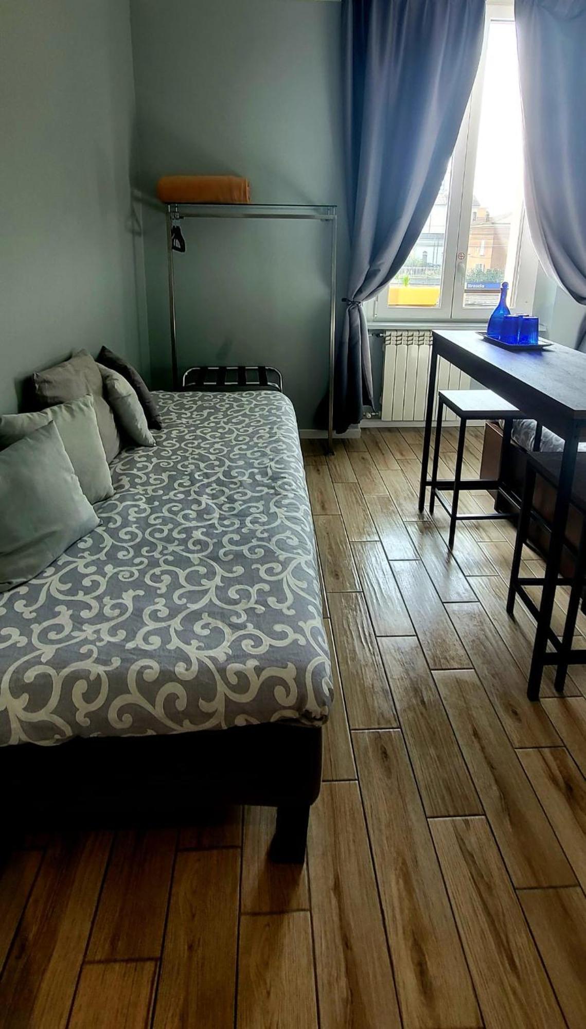 Al Binario Brescia Hotel Kültér fotó